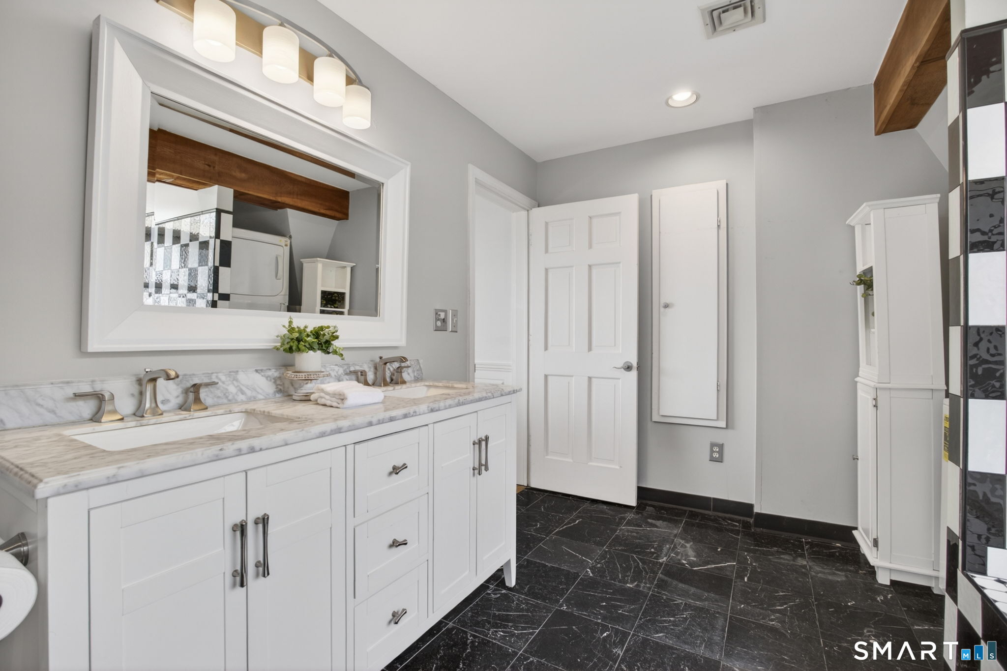 1 Maltby Street Branford CT 06405