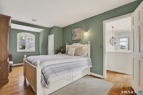 1 Maltby Street Branford CT 06405