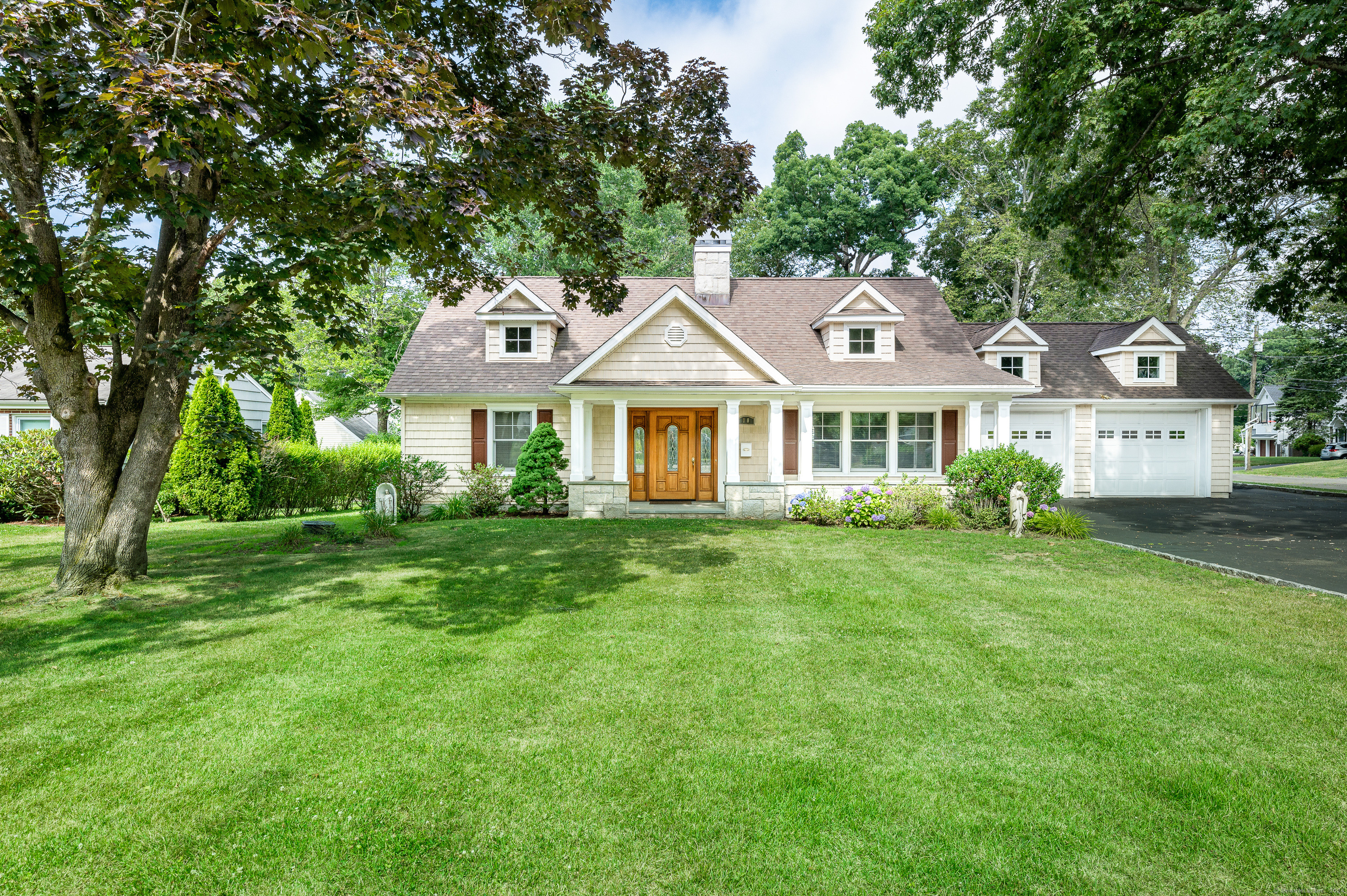 10 Hazelwood Lane Stamford CT 06905