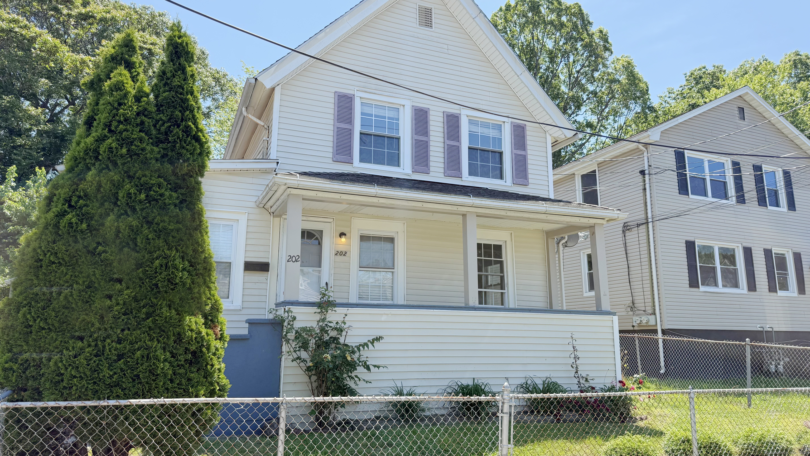 202 Goddard Avenue Bridgeport CT 06610
