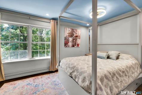 169 North Park Avenue Easton CT 06612