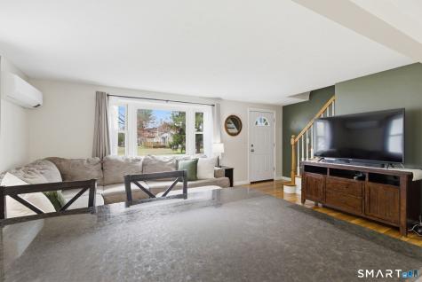 30 Haynes Street Enfield CT 06082
