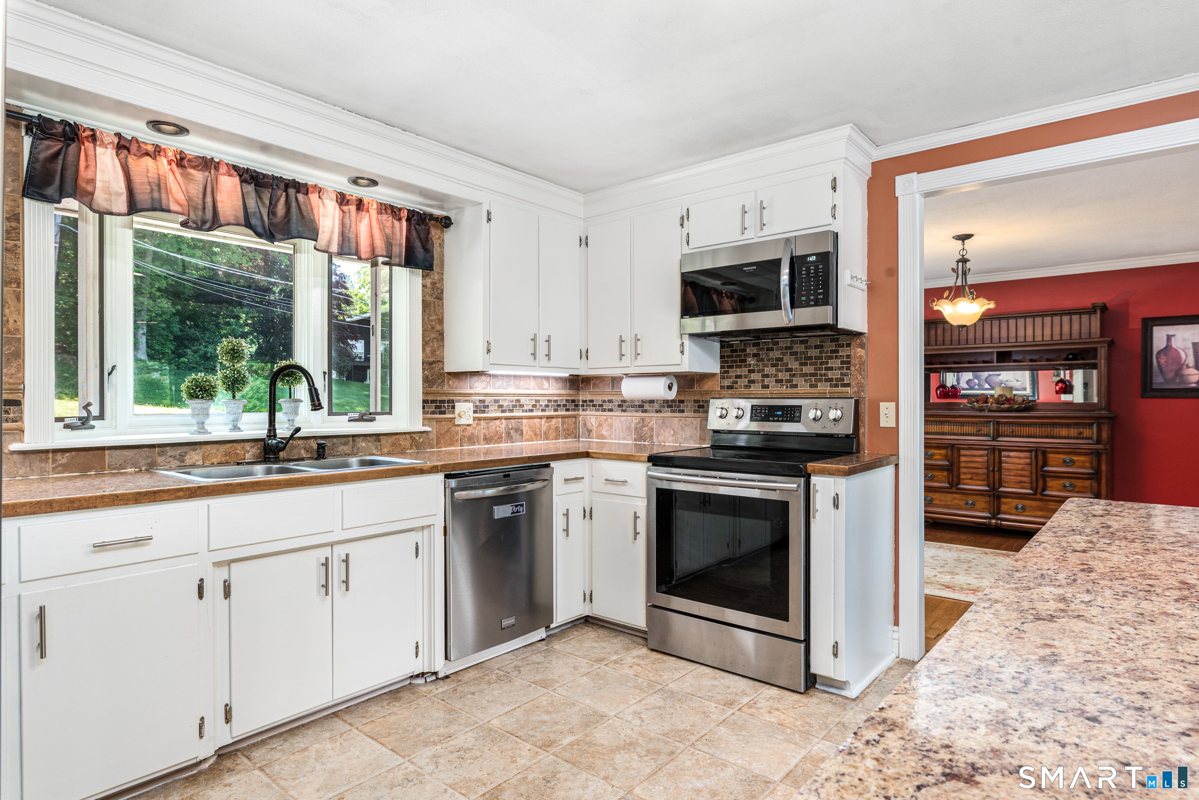 19 Sky Ridge Drive Somers CT 06071