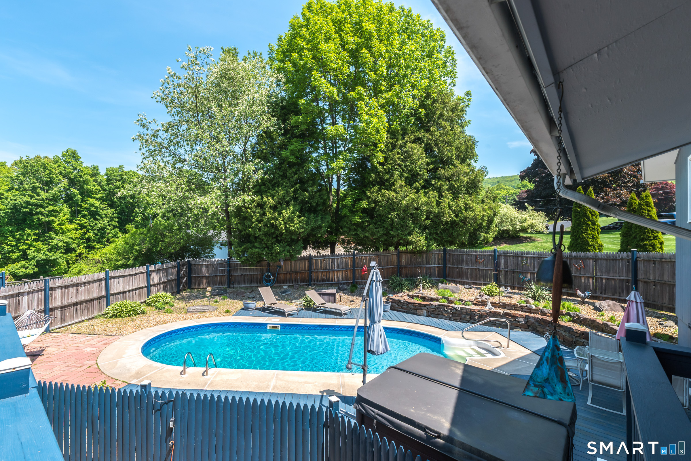 19 Sky Ridge Drive Somers CT 06071