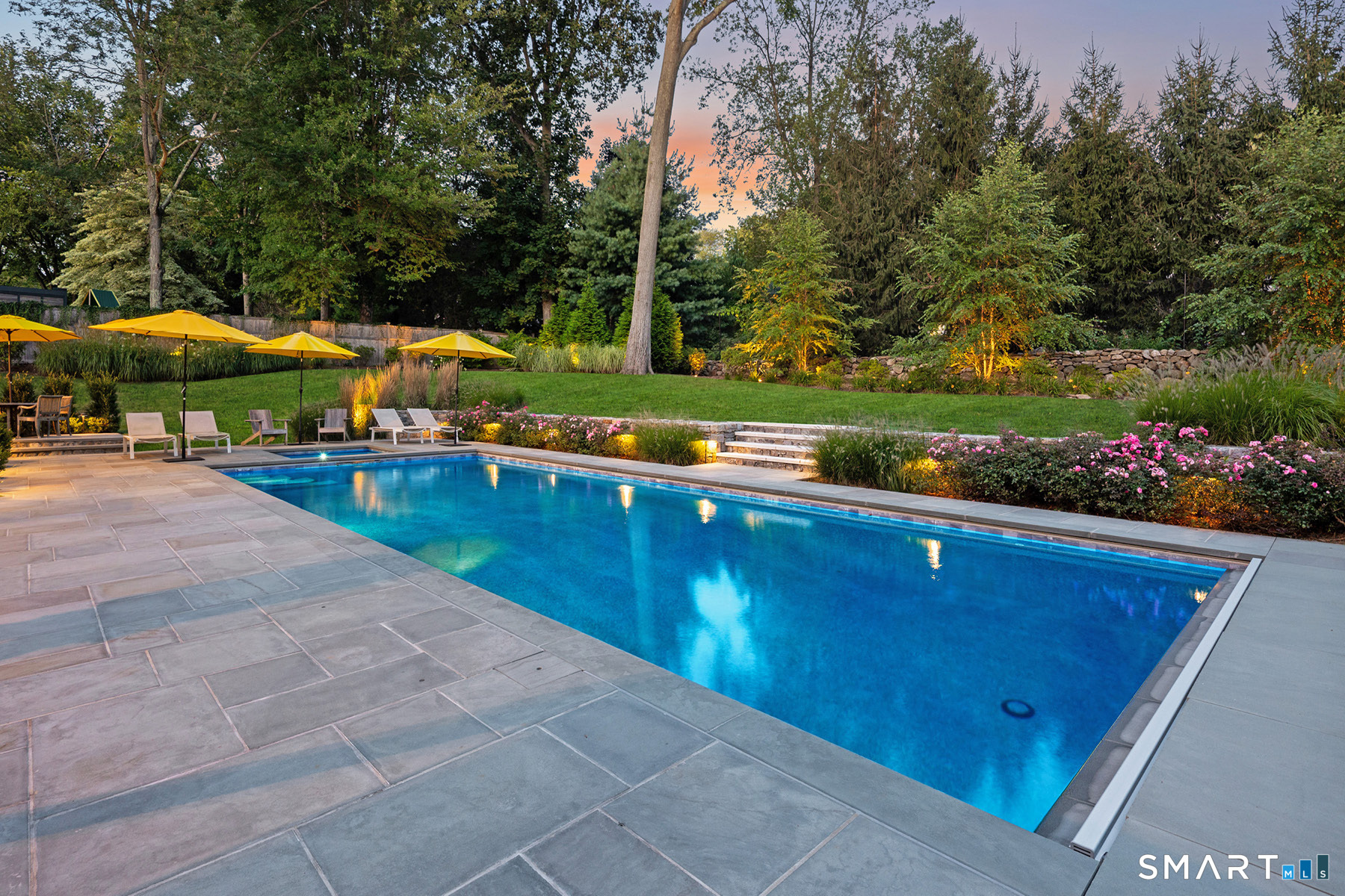 49 Hillspoint Road Westport CT 06880