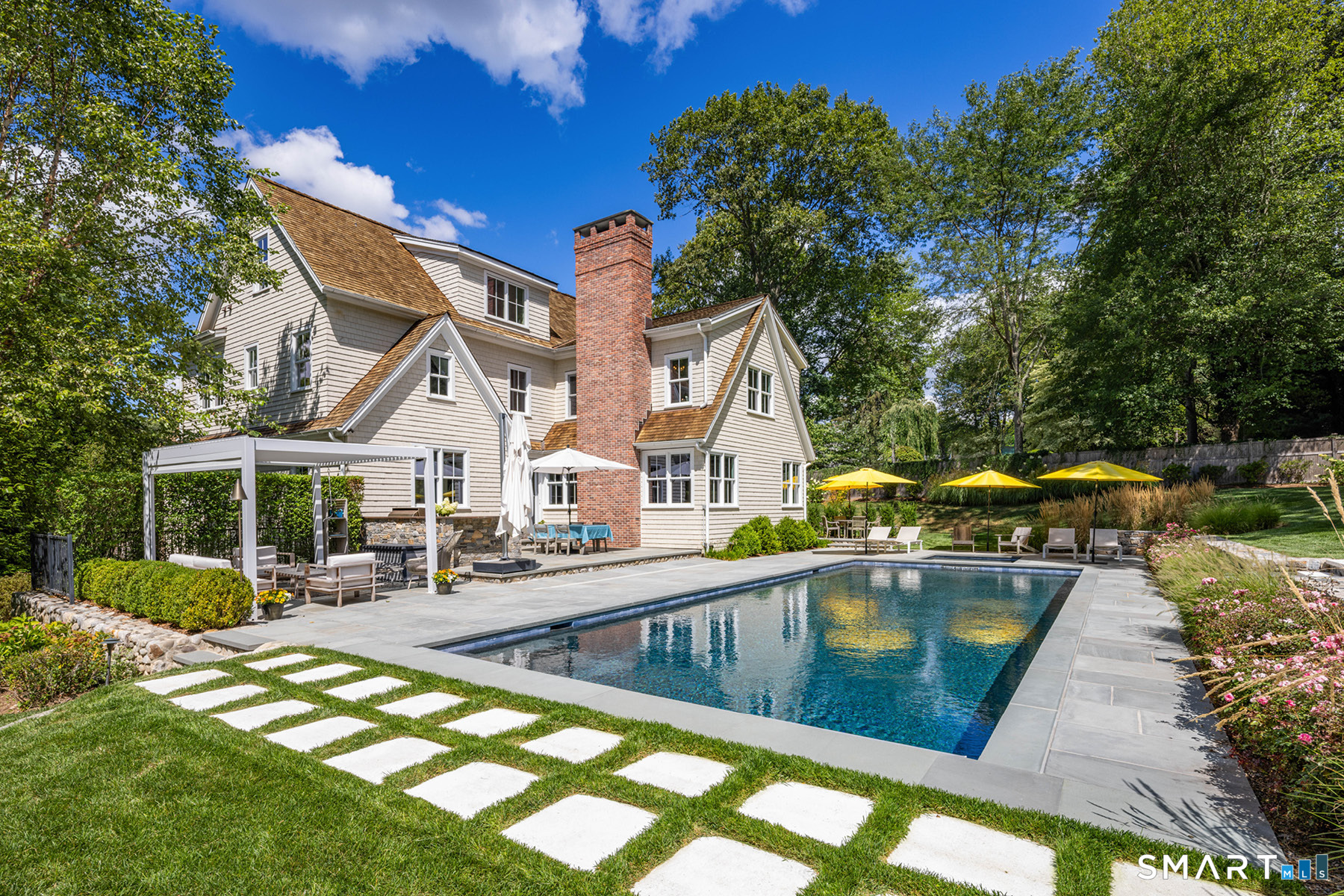 49 Hillspoint Road Westport CT 06880