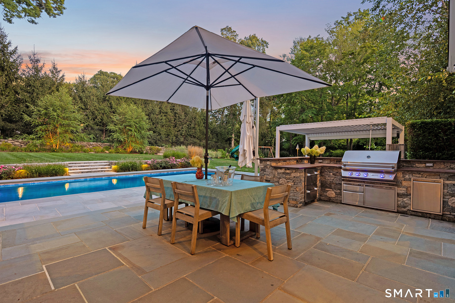 49 Hillspoint Road Westport CT 06880