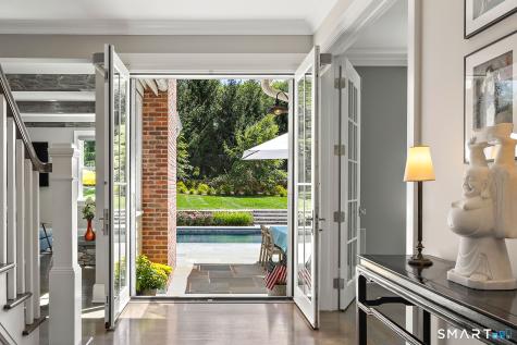 49 Hillspoint Road Westport CT 06880