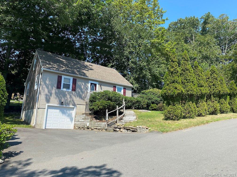 20 Indian Avenue Derby CT 06418