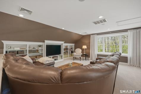11 Wychwood Lane Oxford CT 06478