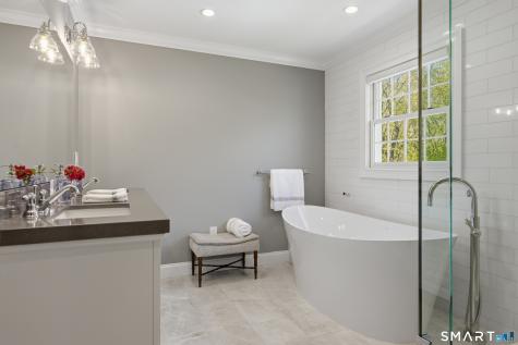 11 Wychwood Lane Oxford CT 06478