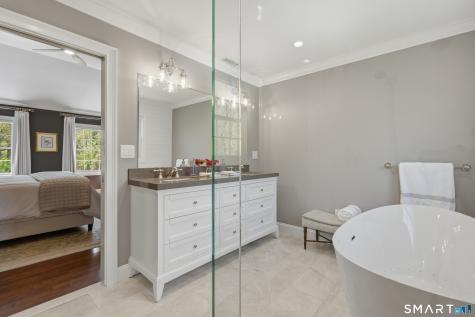 11 Wychwood Lane Oxford CT 06478