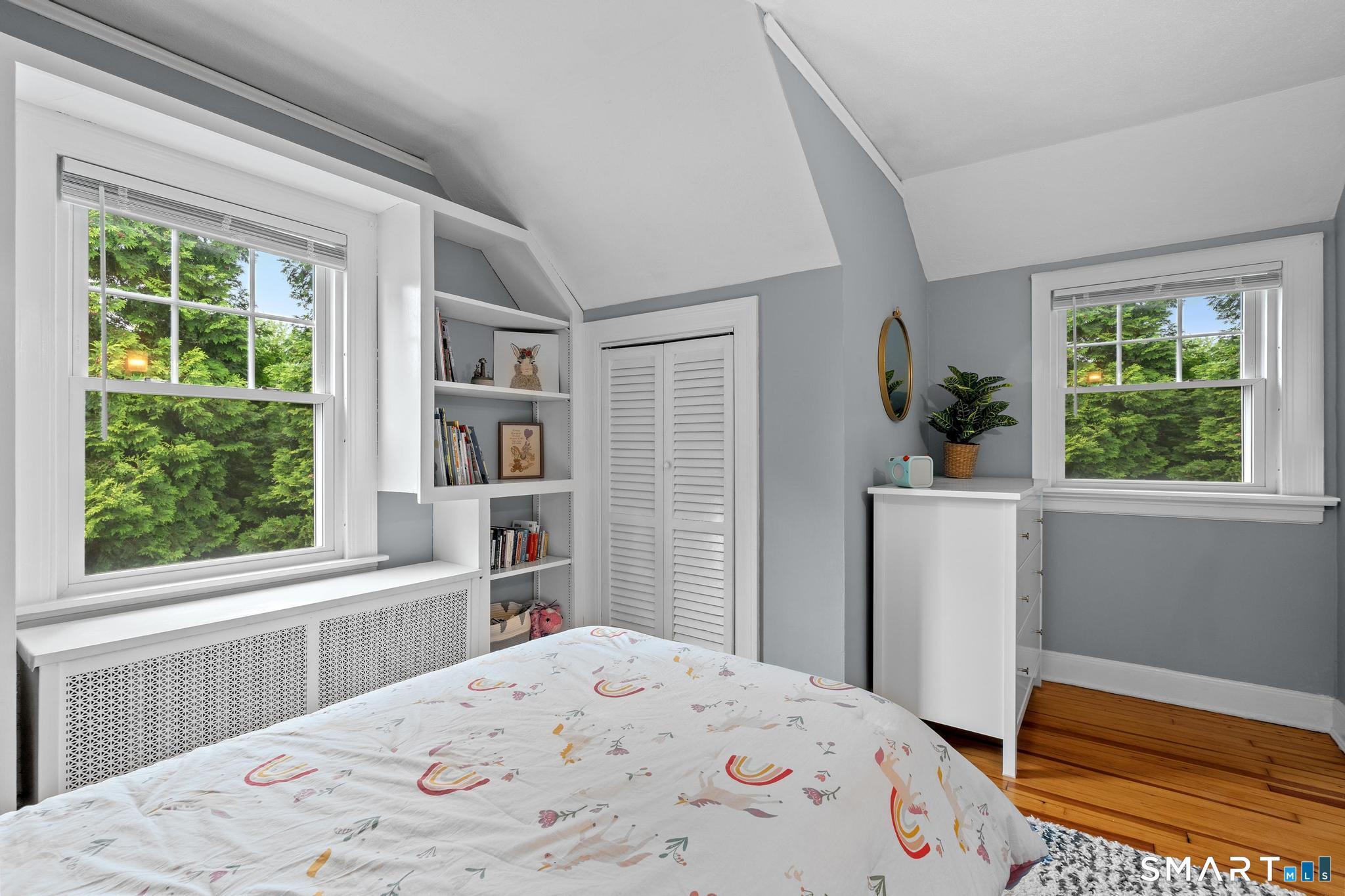 16 Clifton Avenue West Hartford CT 06107