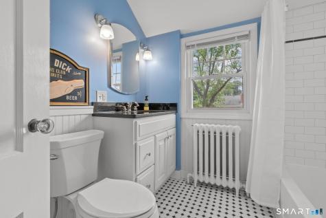 16 Clifton Avenue West Hartford CT 06107