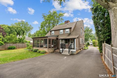 16 Clifton Avenue West Hartford CT 06107