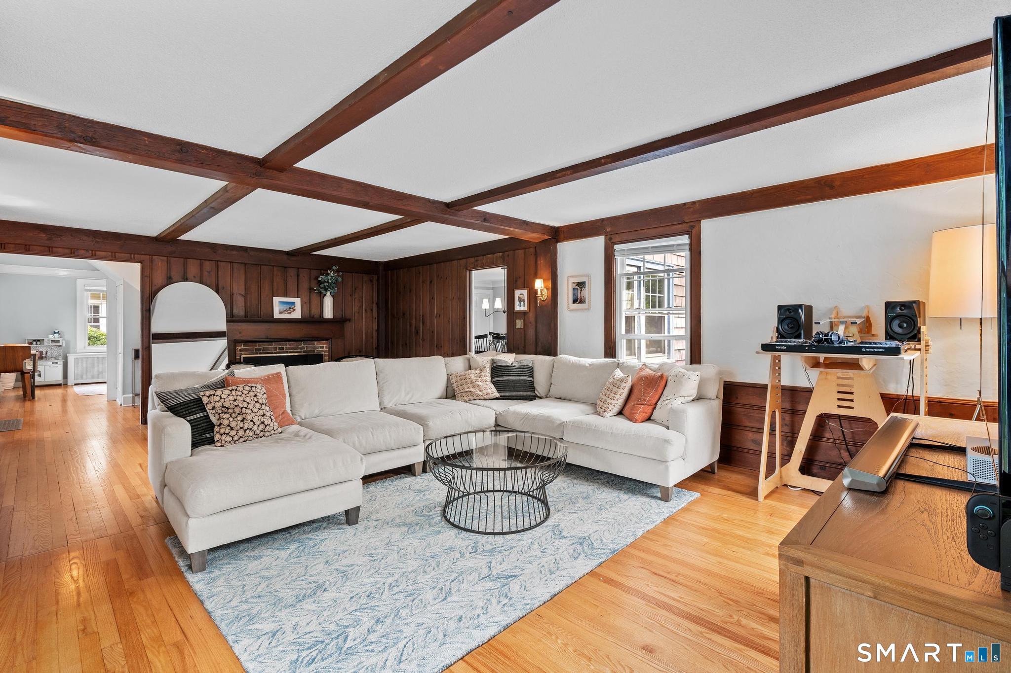 16 Clifton Avenue West Hartford CT 06107