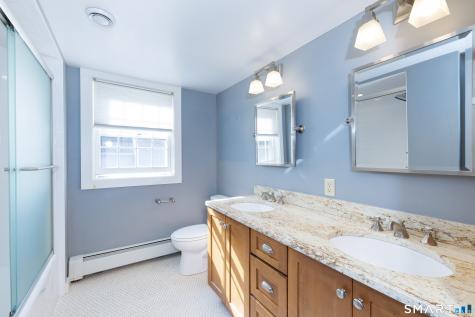 321 Boston Street Guilford CT 06437