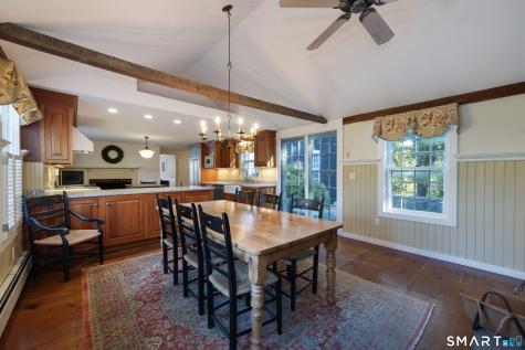 321 Boston Street Guilford CT 06437