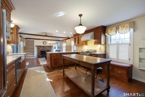321 Boston Street Guilford CT 06437