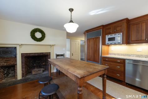 321 Boston Street Guilford CT 06437