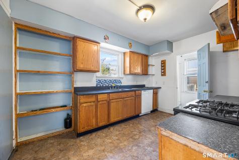 113 Court Street West Haven CT 06516