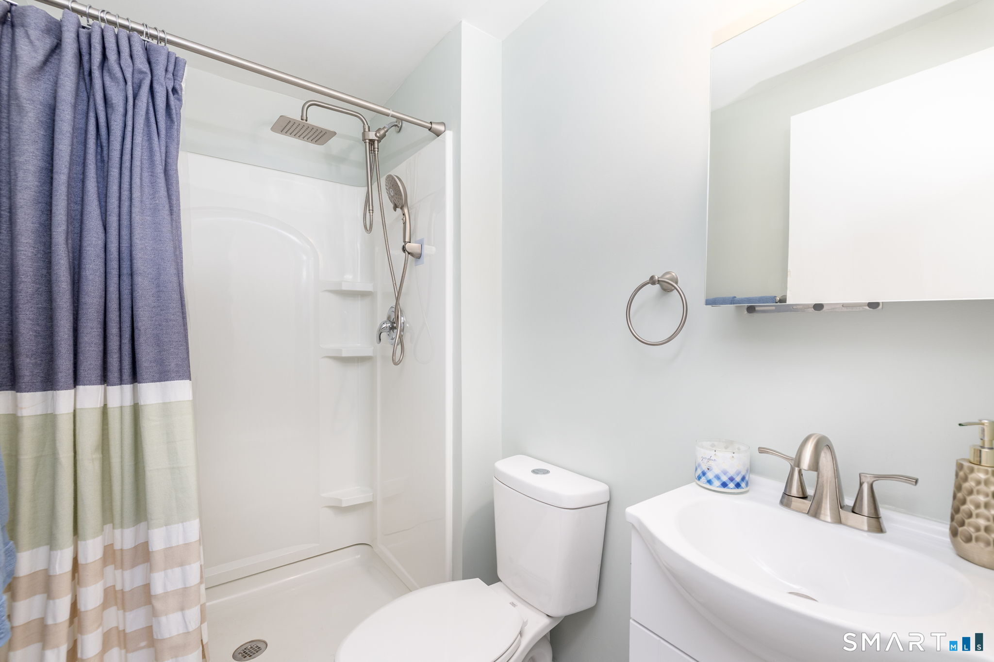 124 Grove Street Windsor CT 06095