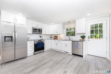 124 Grove Street Windsor CT 06095