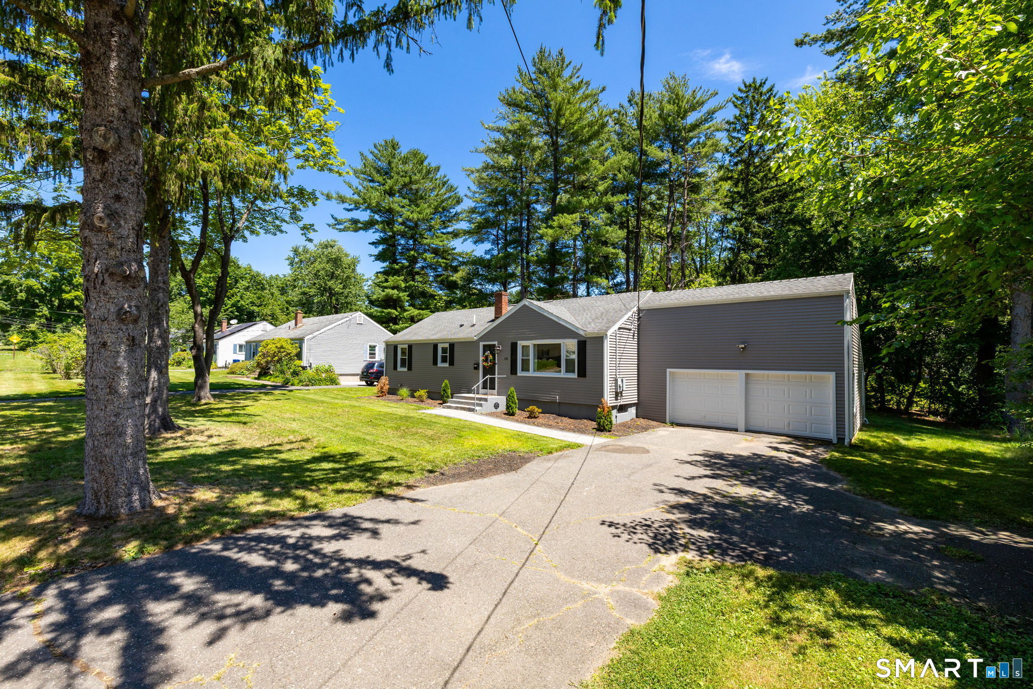 124 Grove Street Windsor CT 06095