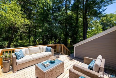 124 Grove Street Windsor CT 06095