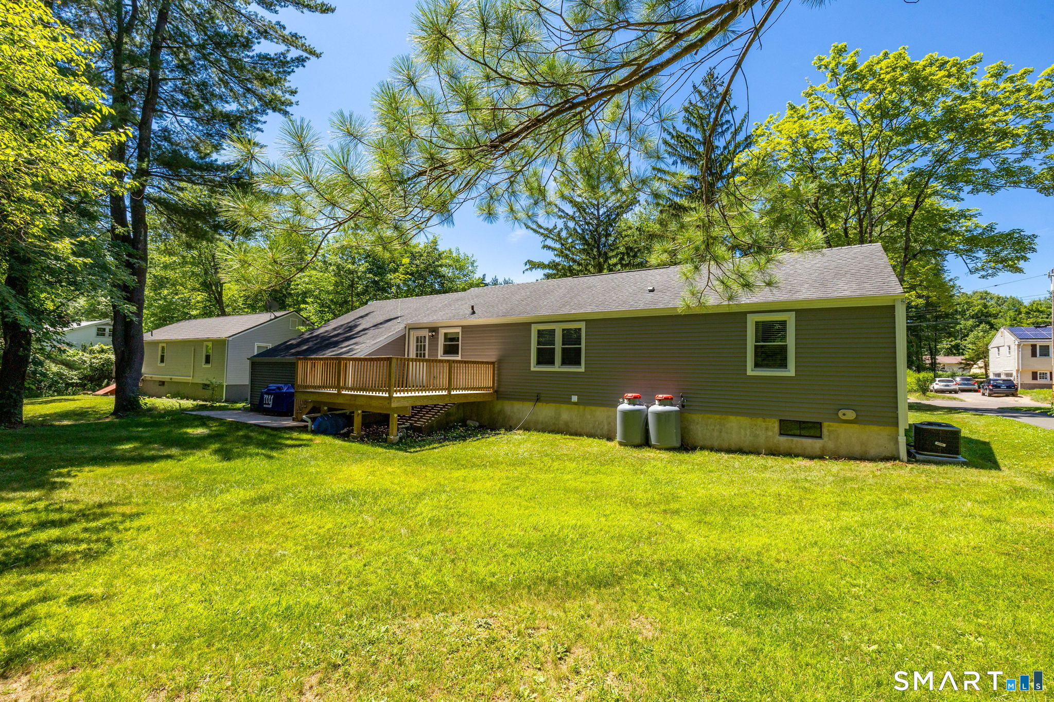 124 Grove Street Windsor CT 06095