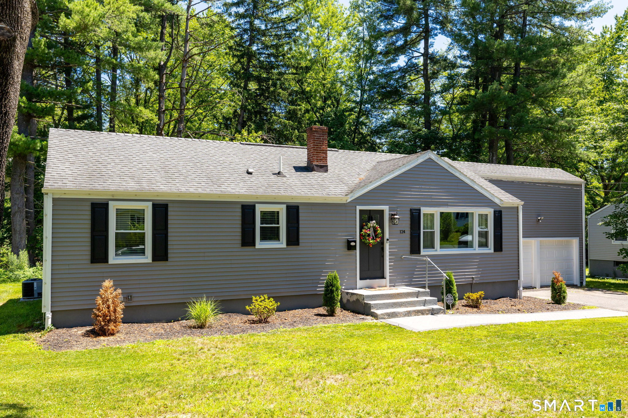124 Grove Street Windsor CT 06095