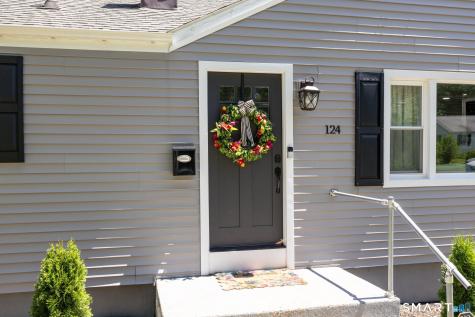 124 Grove Street Windsor CT 06095