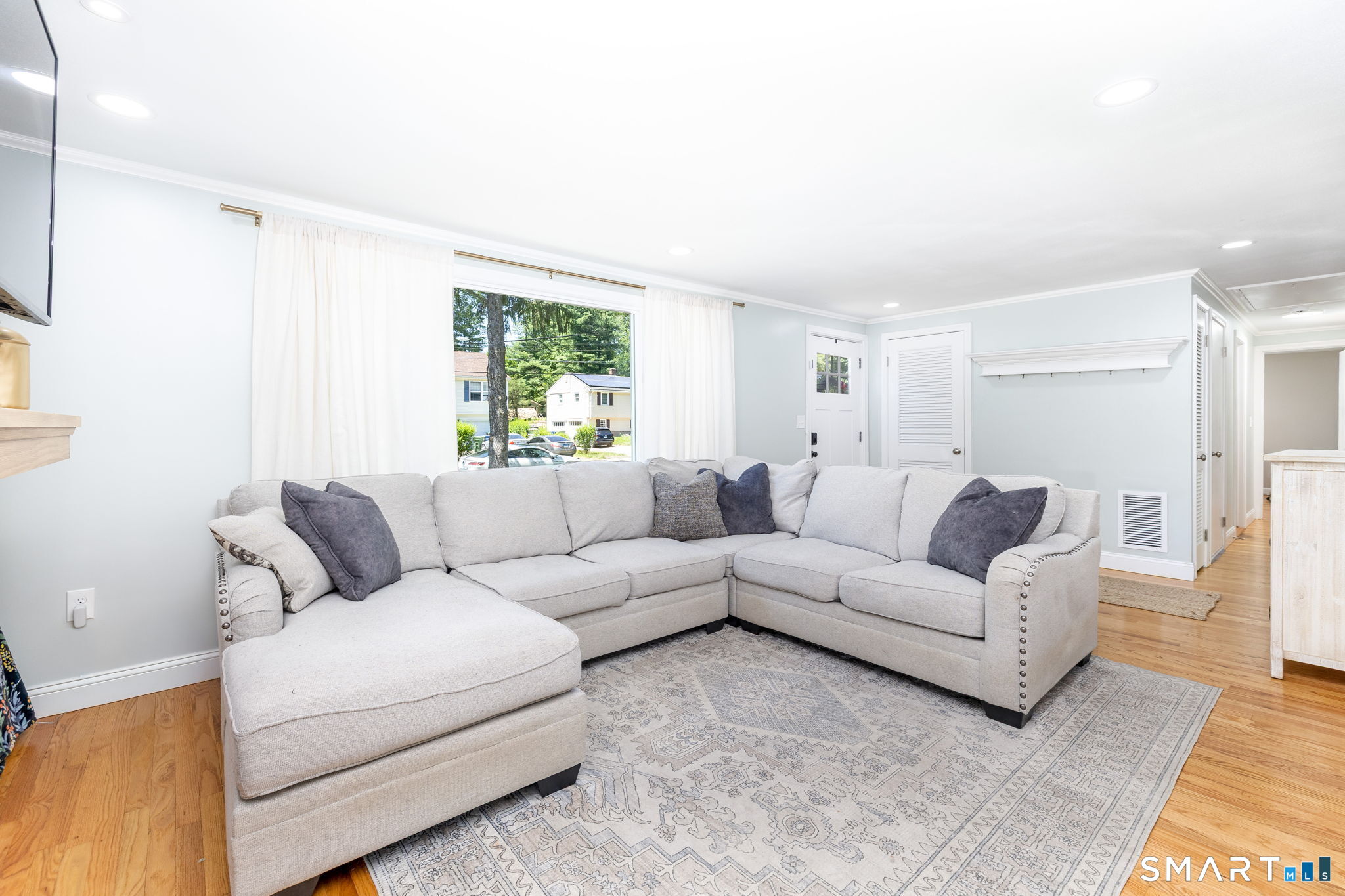 124 Grove Street Windsor CT 06095