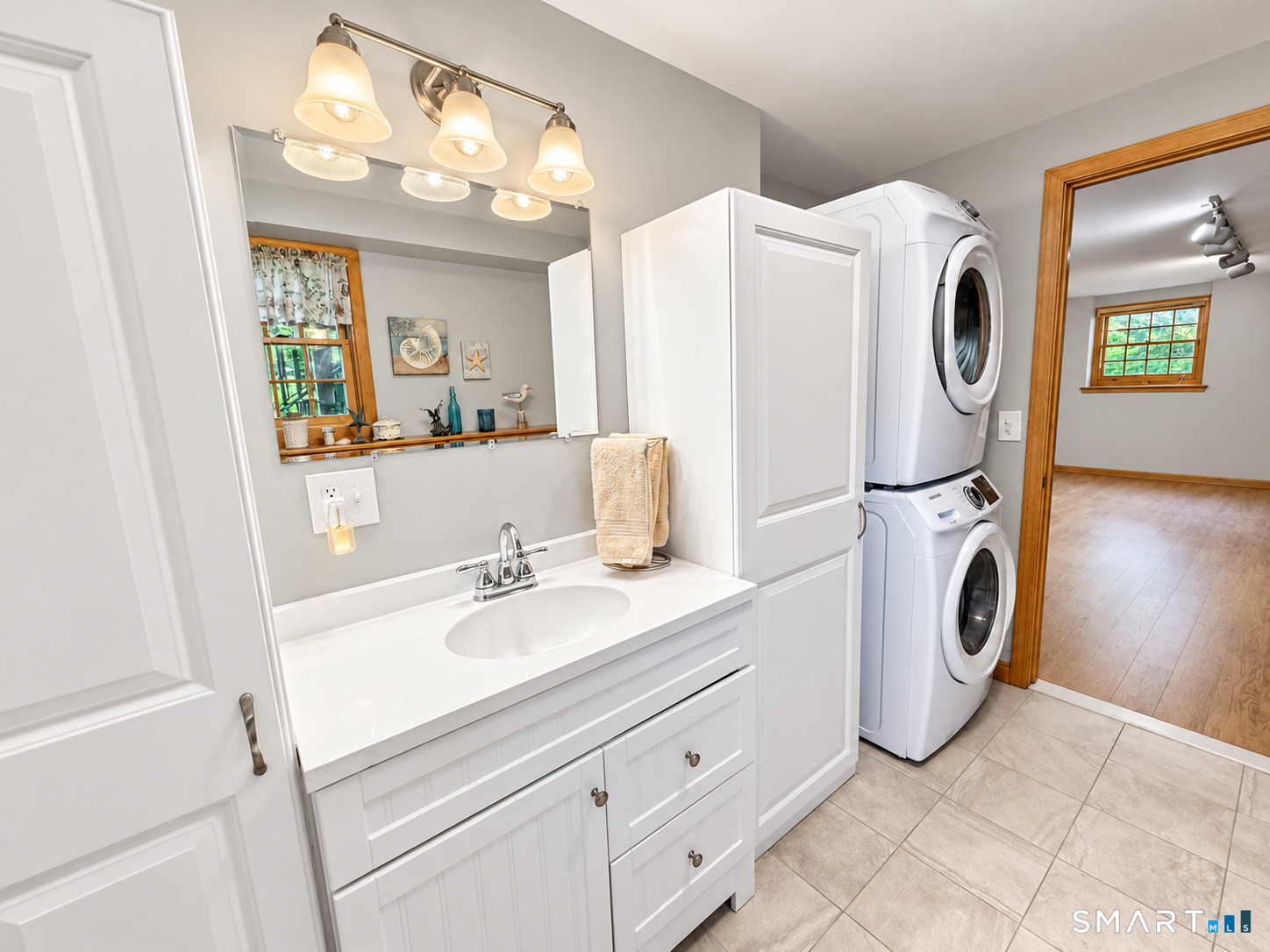 200 Country Hill Drive West Haven CT 06516