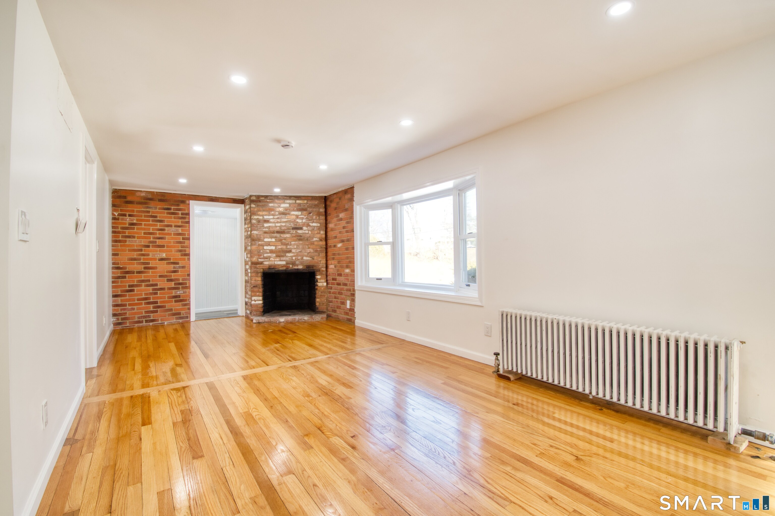 74 Dividend Road Rocky Hill CT 06067