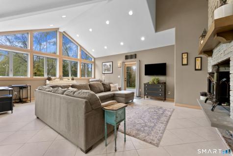 500 Thrall Avenue Suffield CT 06078