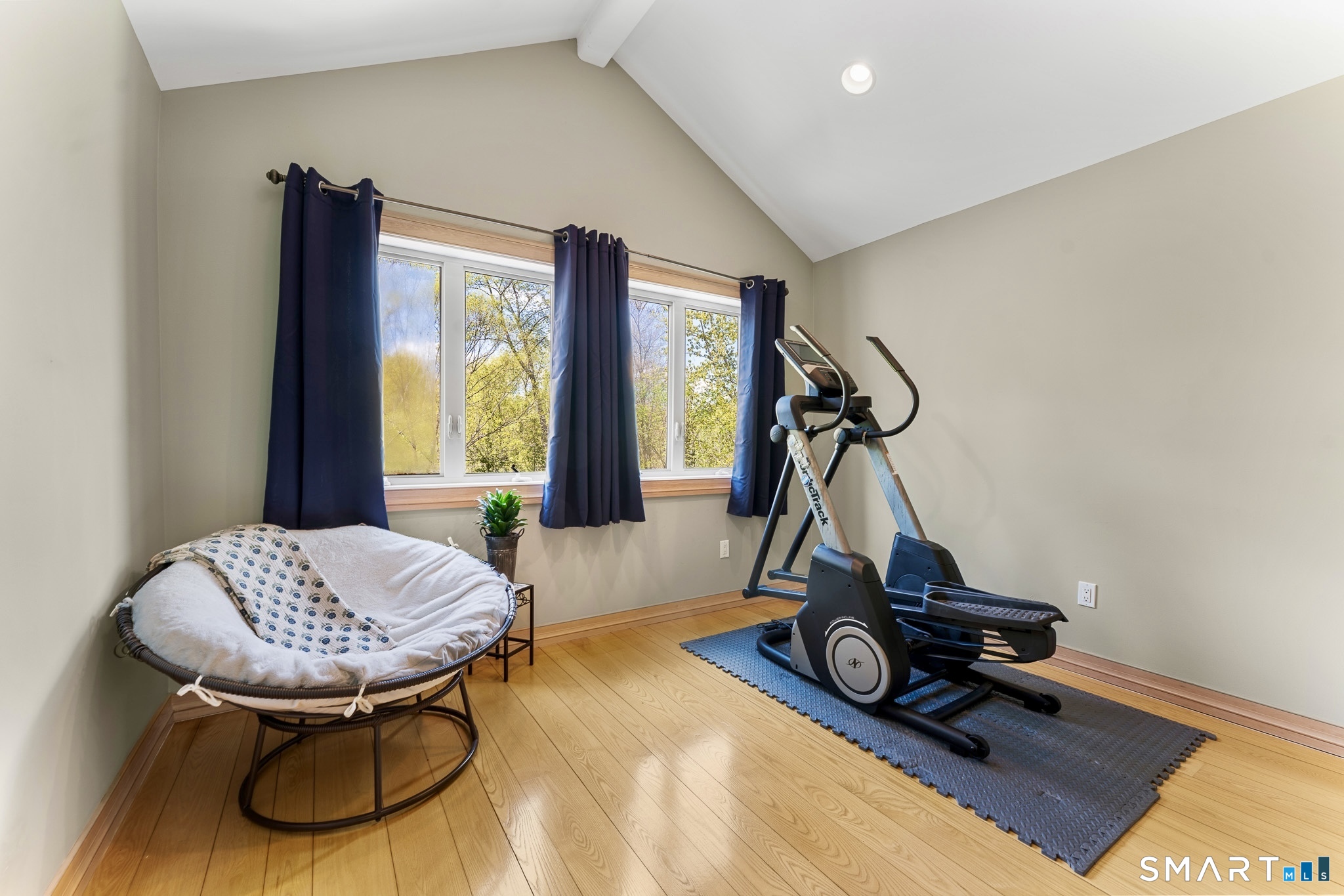 500 Thrall Avenue Suffield CT 06078