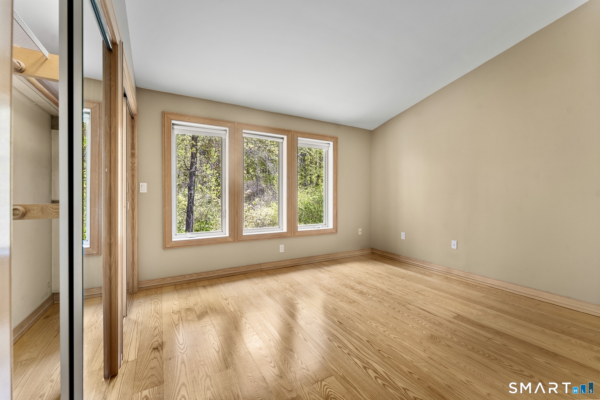 500 Thrall Avenue Suffield CT 06078