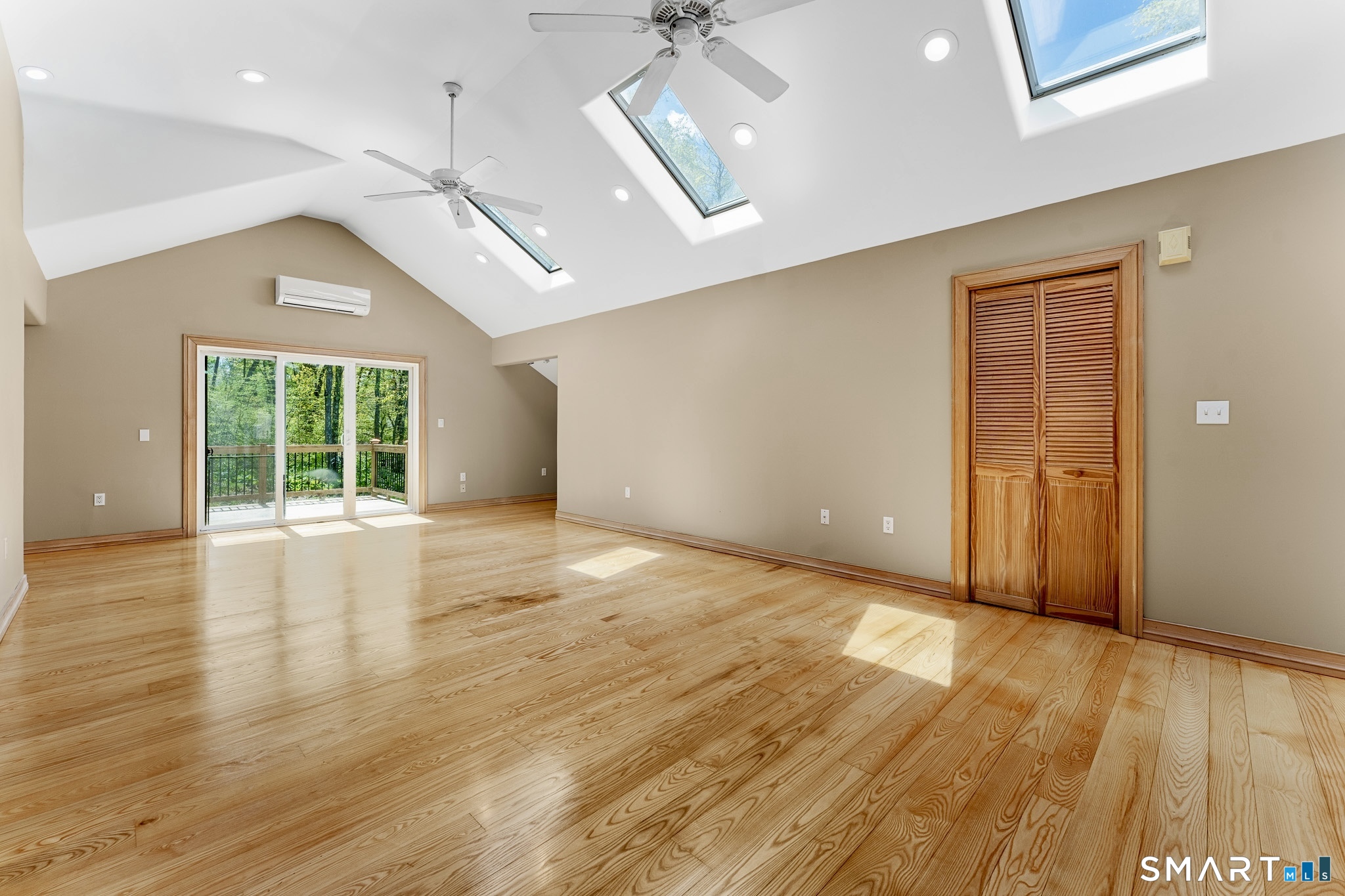 500 Thrall Avenue Suffield CT 06078