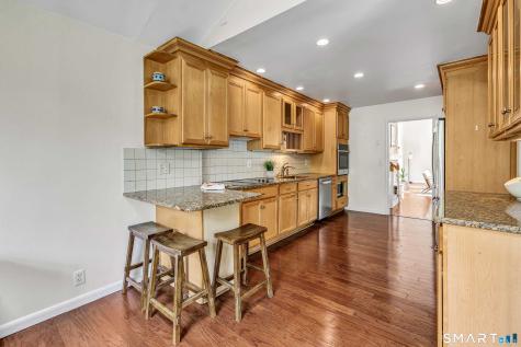 15 Rivergate Woods Wilton CT 06897