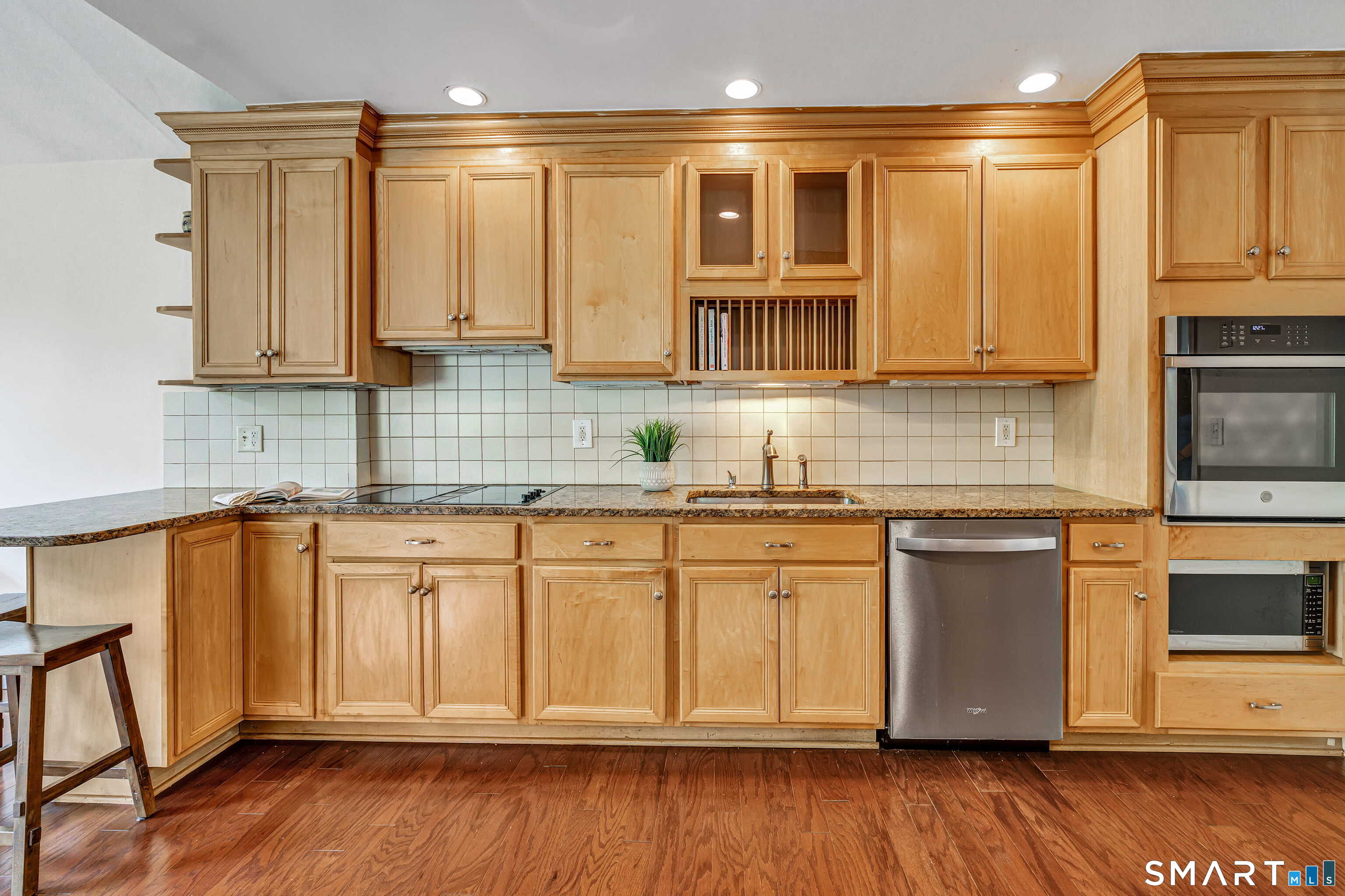 15 Rivergate Woods Wilton CT 06897