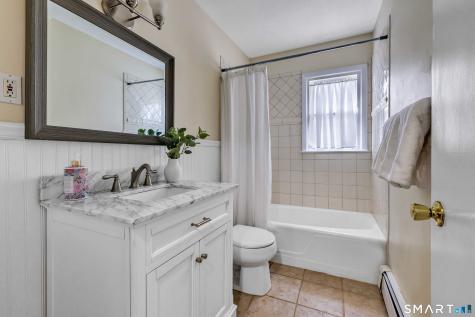 15 Rivergate Woods Wilton CT 06897