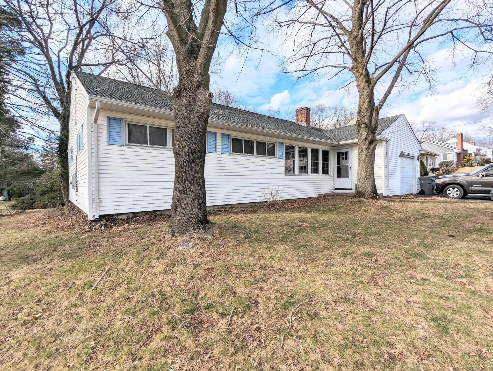 136 Vernon Street Manchester CT 06042