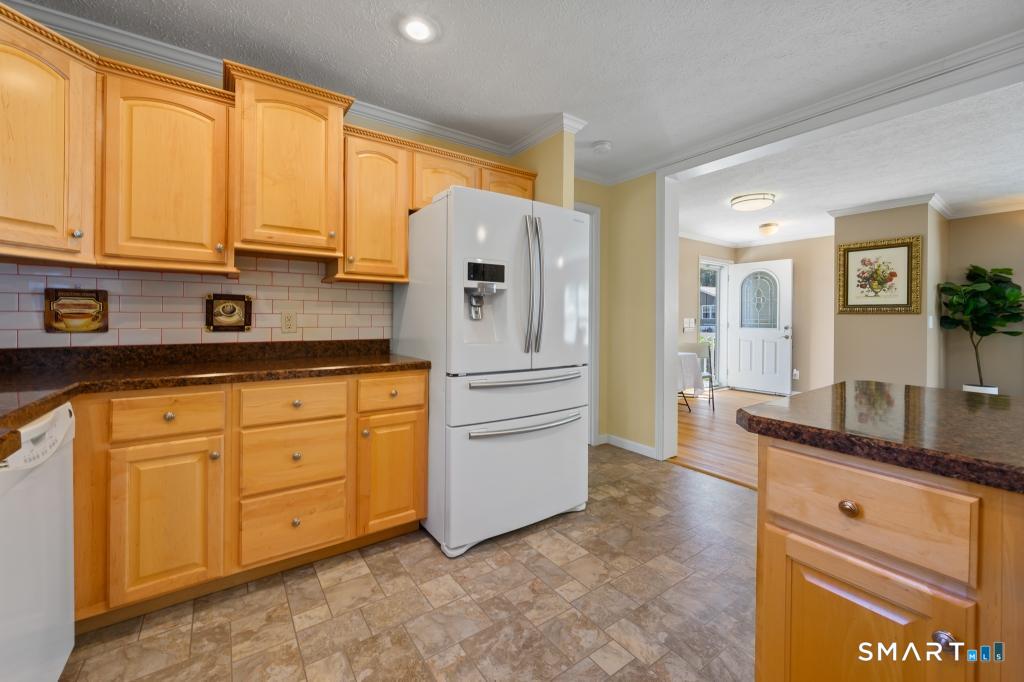 20 Oak Road Southington CT 06489