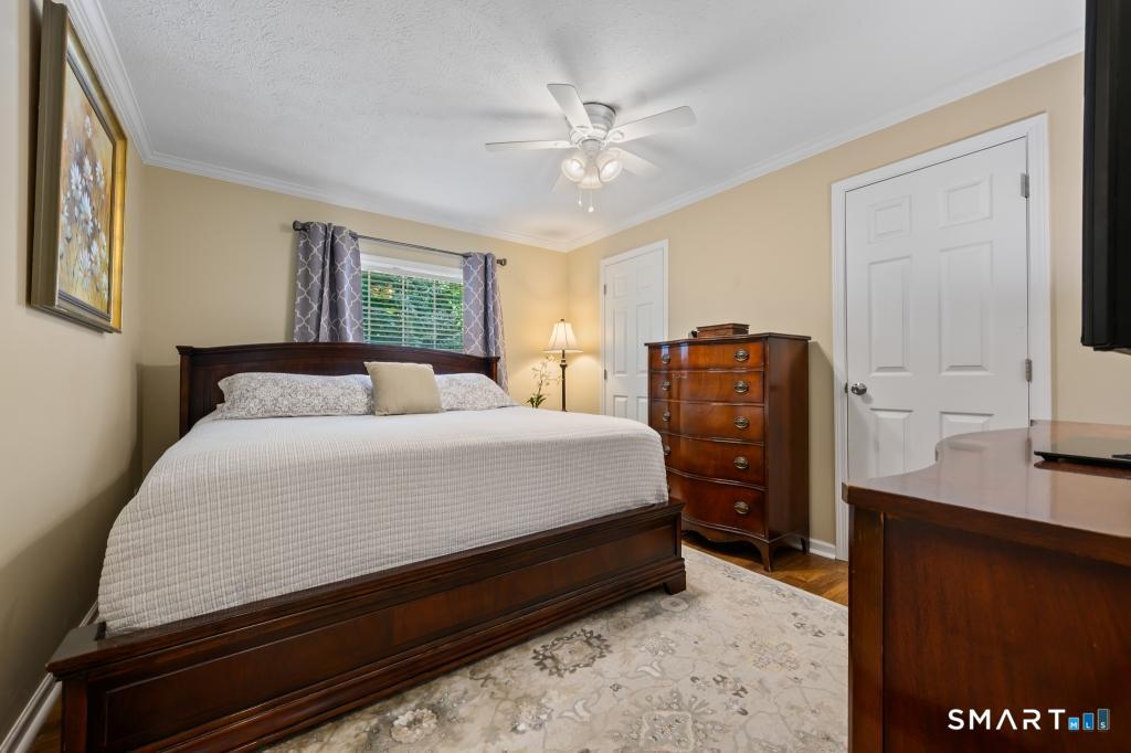 20 Oak Road Southington CT 06489