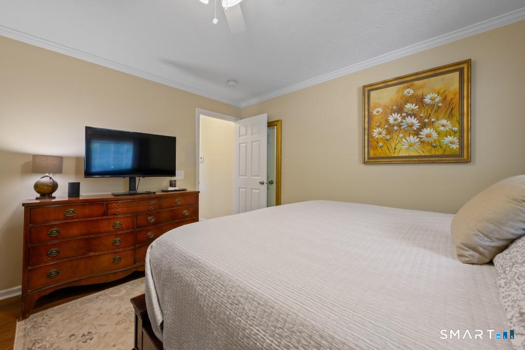 20 Oak Road Southington CT 06489