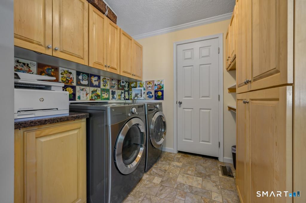 20 Oak Road Southington CT 06489