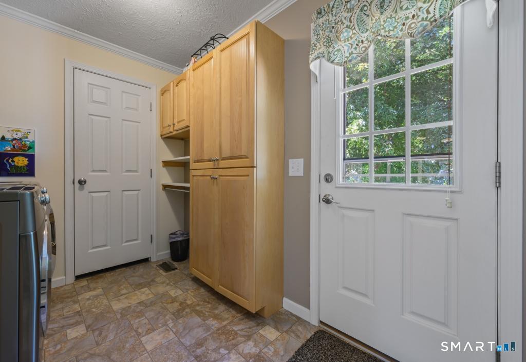 20 Oak Road Southington CT 06489