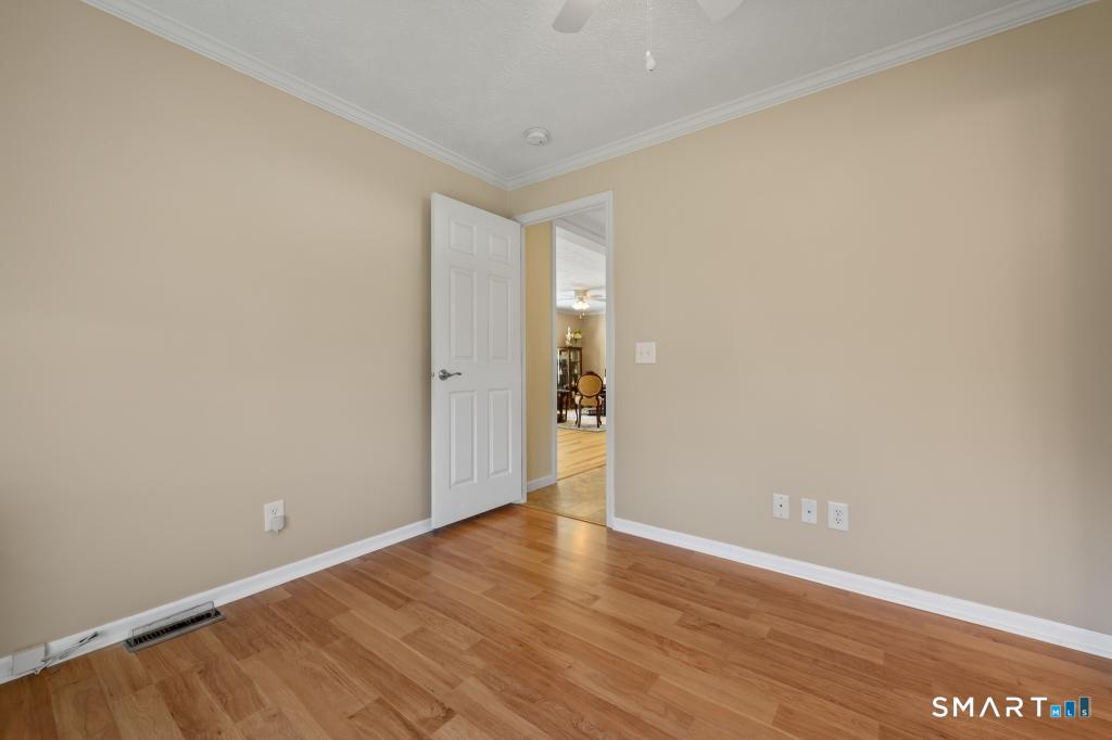 20 Oak Road Southington CT 06489