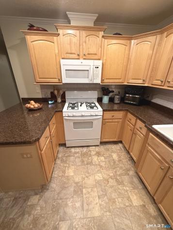 20 Oak Road Southington CT 06489